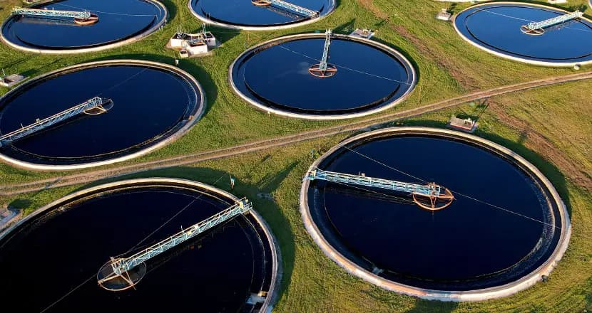 Aerial view of circular water treatment tanks for wastewater management